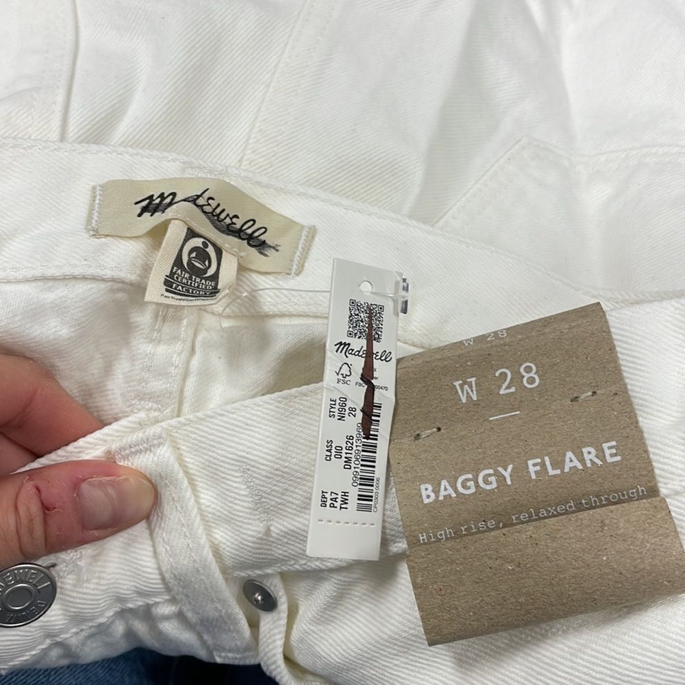 Madewell Baggy Flare Jeans - Picture 4 of 7